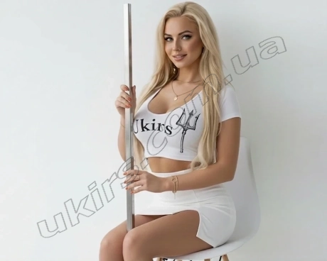 Труба нержавіюча 15х15х1 мм 600 GRIT AISI 201