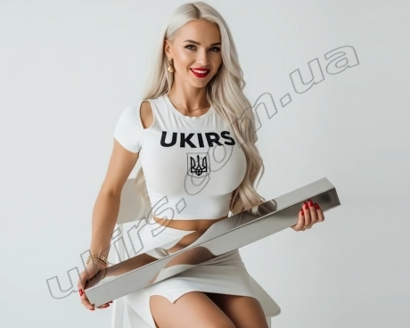 Труба нержавеющая 60х60х3 мм 600 GRIT AISI 304