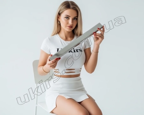 Труба нержавіюча 20х10х1,5 мм 600 GRIT AISI 201