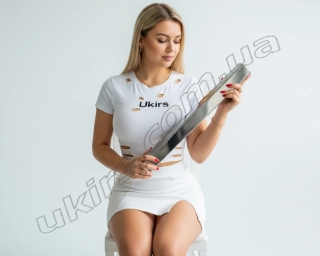 Труба нержавіюча 25х25х1,5 мм 600 GRIT AISI 201