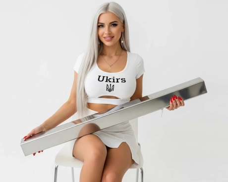 Труба нержавеющая 70х70х2 мм 600 GRIT AISI 201