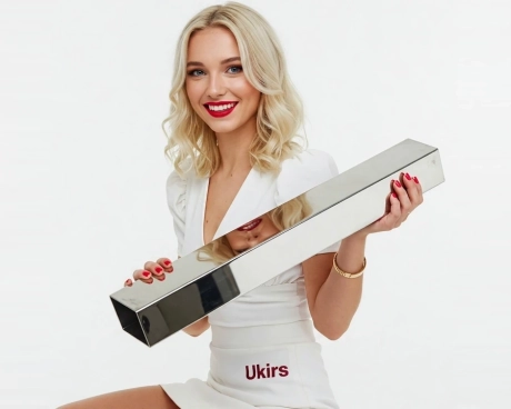 Труба нержавіюча 60х60х2 мм 600 GRIT AISI 304