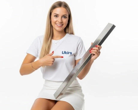 Труба нержавіюча 30х20х1.5 мм 600 GRIT (дзеркальна, полірована) AISI 201